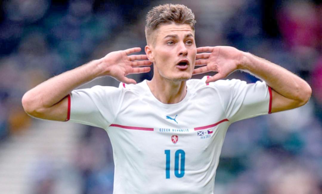 棋牌游戏-捷克队大胜，豪取欧预赛比赛三连胜的简单介绍